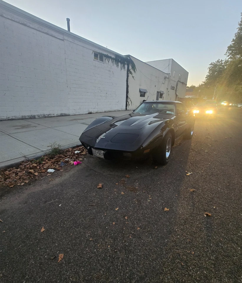 1977 Chevrolet Corvette  - Image 2 of 4