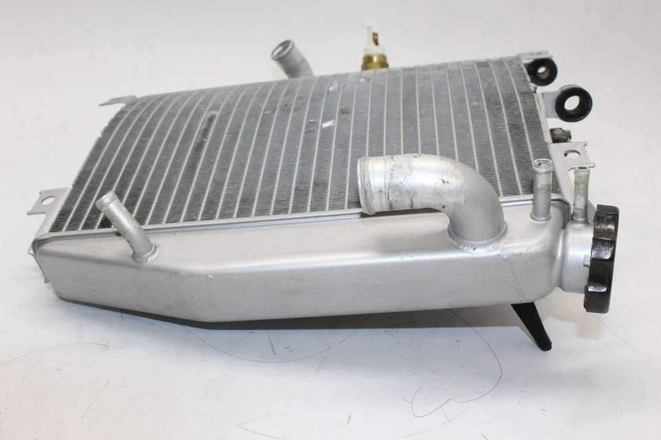 1998-2002 Kawasaki Ninja Zx6r Engine Radiator Motor Cooler Cooling Radiater Foto 3 de 4