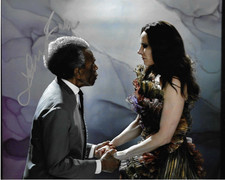 * LAURA BENANTI * signed 8x10 photo * ELSBETH * COA *