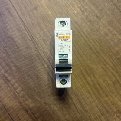  Merlin Gerin SP Typ D16A MCB Multi 9 C60HD D16 