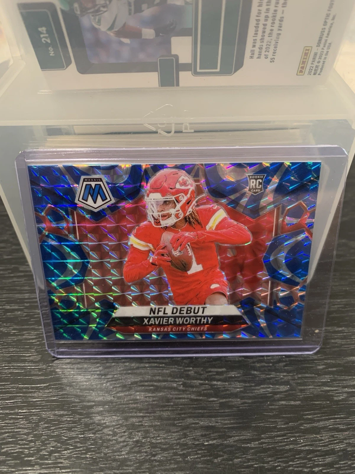 2024 Panini Mosaic NFL Debut Xavier Worthy #285 Reactive Blue Mosaic Prizm (RC)