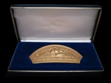 TI03175 GREAT NOS VINTAGE 1992  JOHN DEERE  TRACTORS 24K GOLD BELT BUCKLE