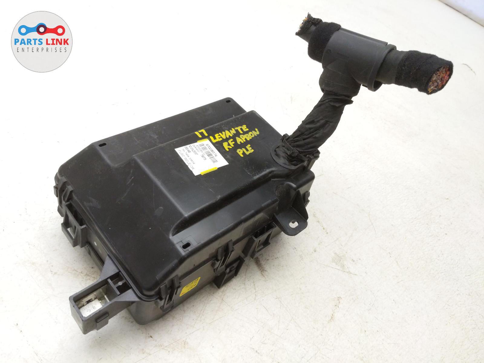 2017-20 MASERATI LEVANTE FRONT RIGHT ENGINE APRON FUSEBOX POWER RELAY UNIT M161