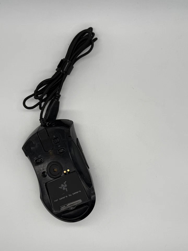 Razer Mamba 2012 4G Wireless Optical Gaming Mouse RC30-001206 - Image 2 of 4