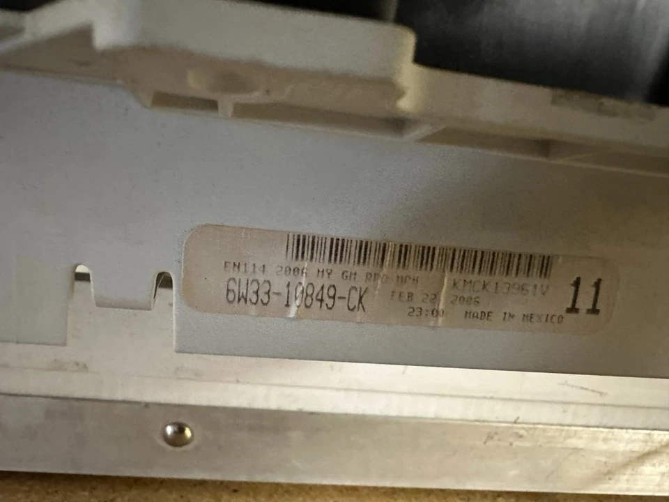 Cuadro de instrumentos velocímetro tablero Mercury Grand Marquis 2006 185.124 millas Foto 3 de 4