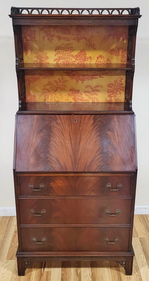 Vintage AMERICAN Chinese CHIPPENDALE Style Fitted SLANT Front SECRETARY DESK - Image 3 of 4