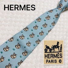 Excellent condition HERMES Tie Fennec Pattern Silk 100 Made in France Light Emer