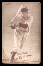 1939-46 Exhibit #61 Fred Dixie Walker (D on Hat) GOOD J3400098