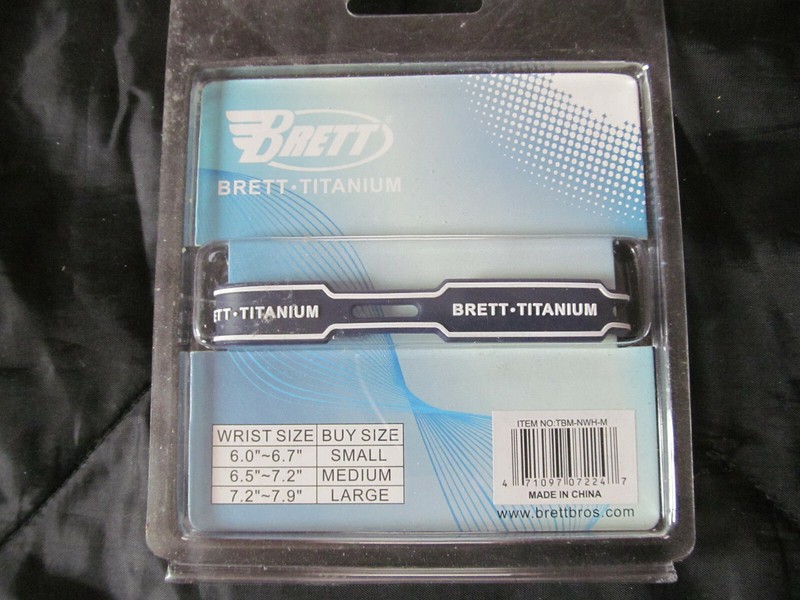 New Brett Titanium Bracelet, Size Medium, Blue