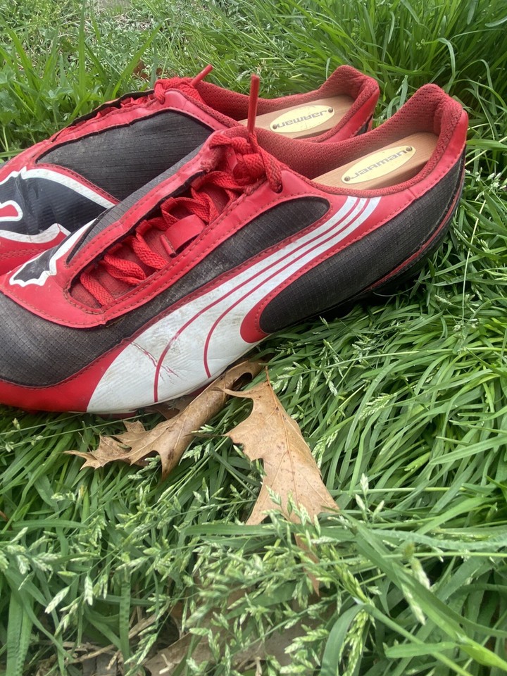 Puma Rare V3.08 soccer / Football Cleats Professional model Size 10.5