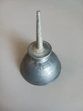 Eagle Sewing Machine Oil Can - Refillable Oil Tin 