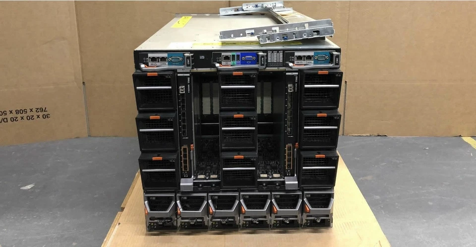 Dell PowerEdge M1000e 10GBit 8x M620 E5-2660 128-Cores 768GB RAM Blade Solution - Image 2 of 3