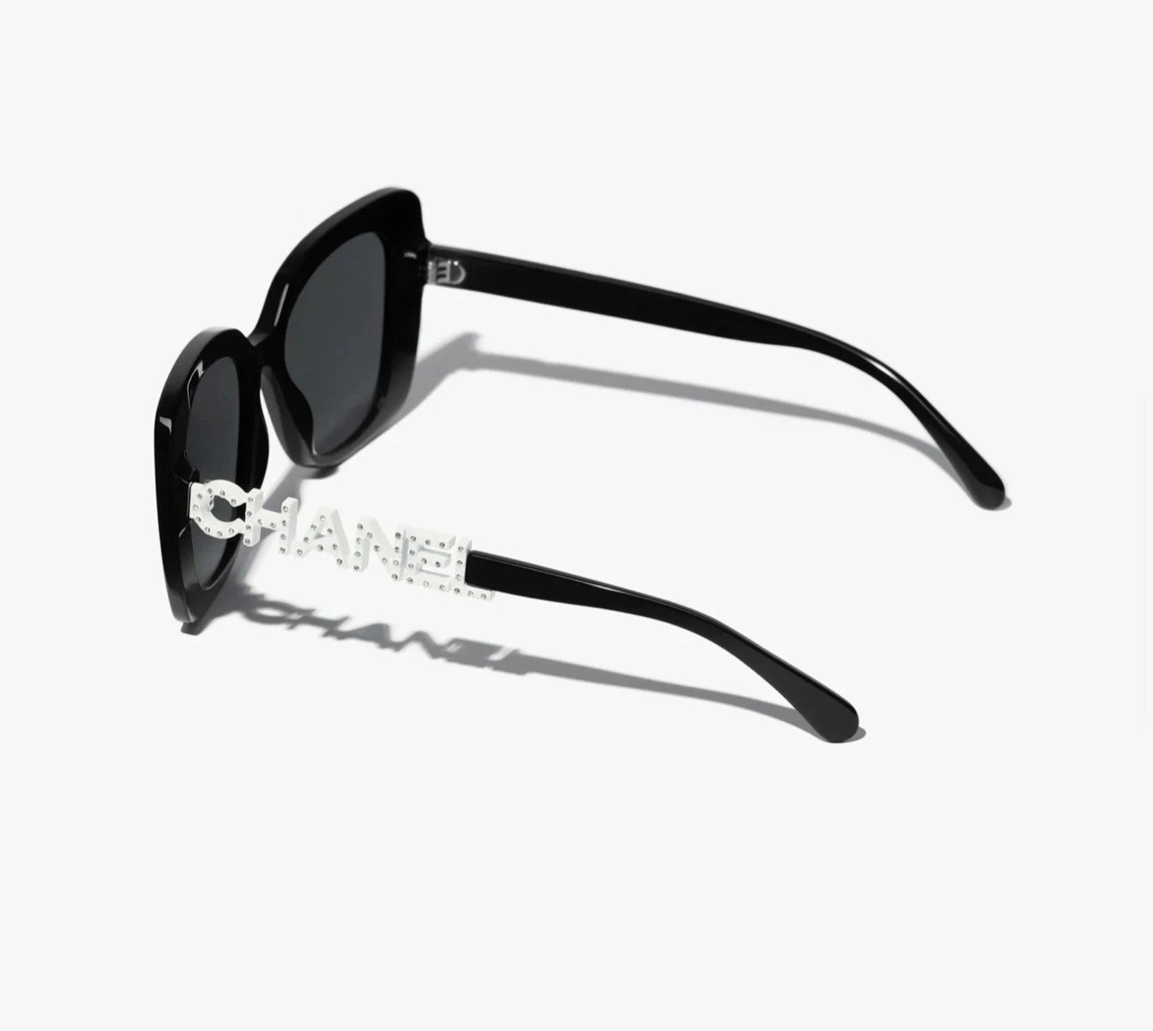 CHANEL CH5422B Women's Sunglasses, Black / White with Strass (With box)