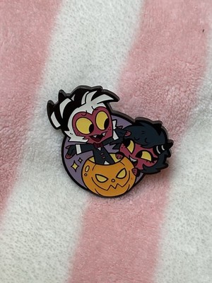 Helluva Boss Moxxie + Millie Halloween Datum Emaille Pin Official Merch
