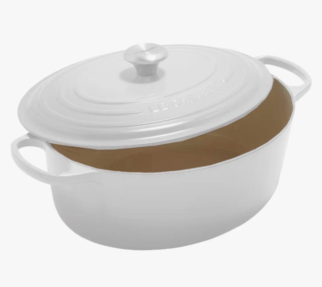 Le Creuset 8-qt Oval Dutch Oven with Cast Iron Lid - White