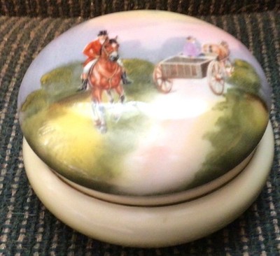 Fox Hunt Hunting Royal Bayreuth Pill Box or Trinket Box Rider and Cart