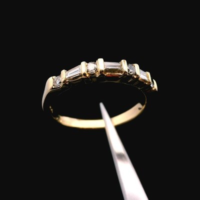 14 Kt Gelbgold Diamant Ring - 1/4 kt - Größe 6,75 - 2,64 g (1,7 dwt)
