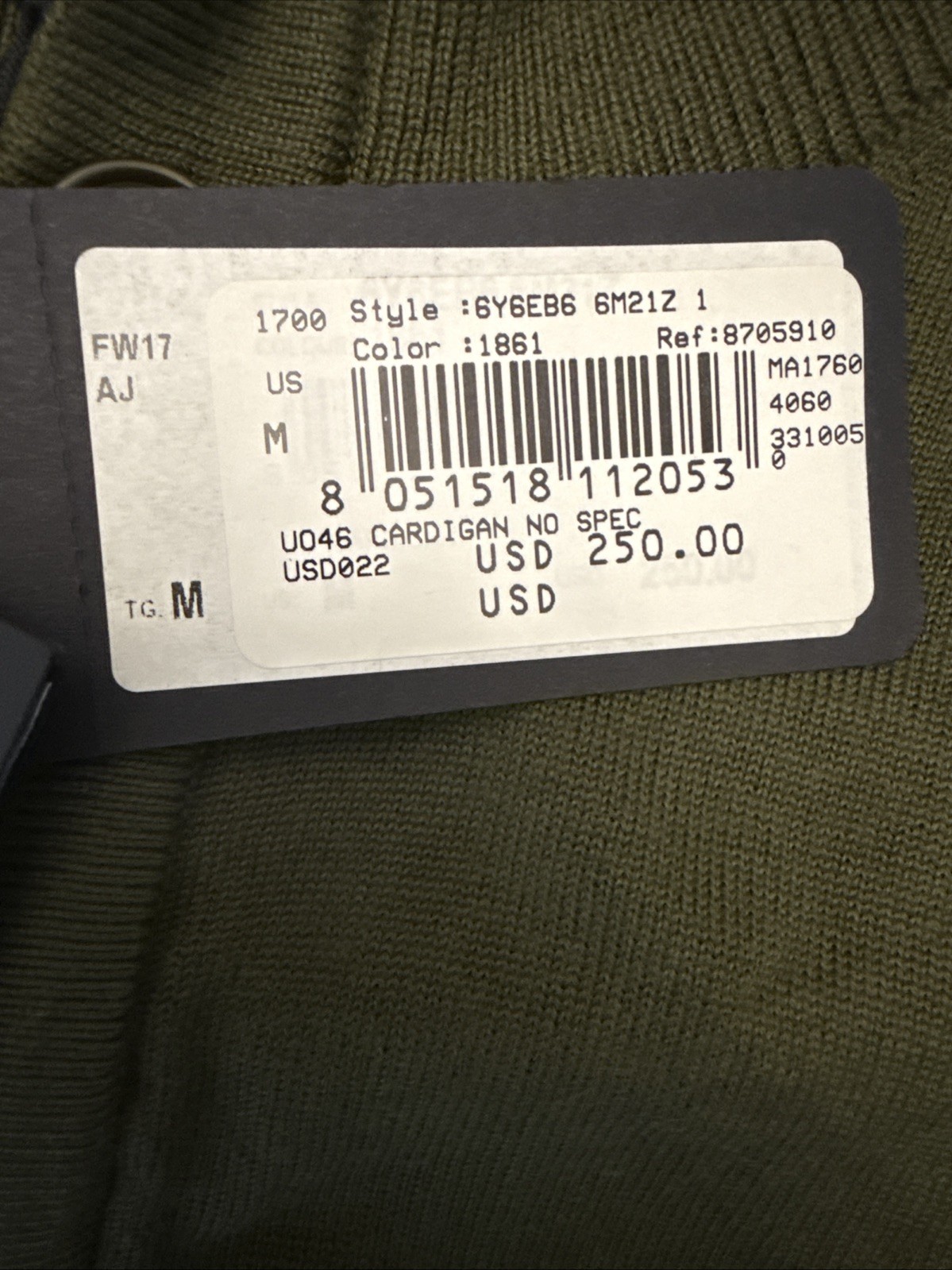 Armani  Wool Blend Cardigan Sweater in Hunter Green Medium 100percent Virgin Wool image 7