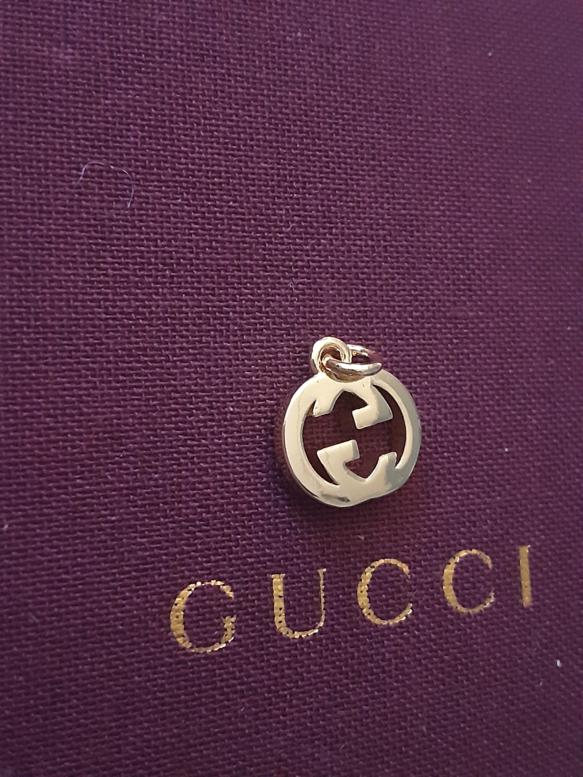 One Gucci 1 pieces Pendant metal zipper pull / small gg double side