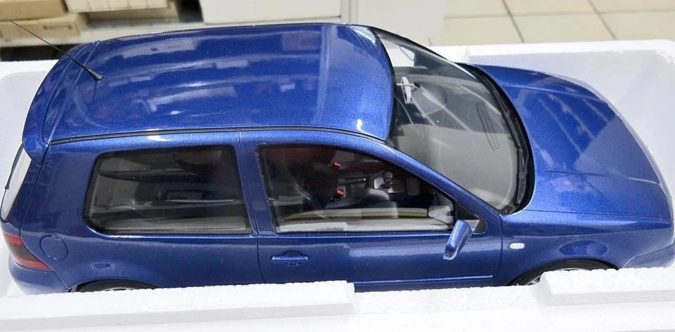 1:12 Otto G086 / GT Spirit Golf IV R32 in OVP (Ganzfotos zeigen anderes Modell) - Bild 3 von 4