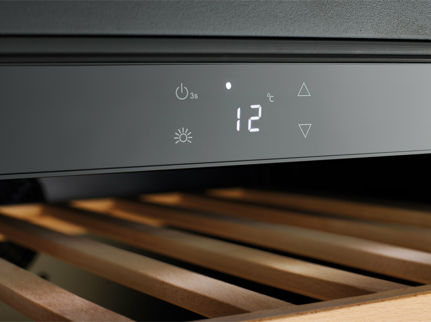 NEW Vintec 50 Bottle Wine Storage Black VWS050SBB 9316561072563