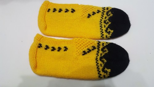 handgestrickte hausschuhe Gr:37/38 Neu mit Herzchen Patik%100 Baumwolle - Bild 2 von 3
