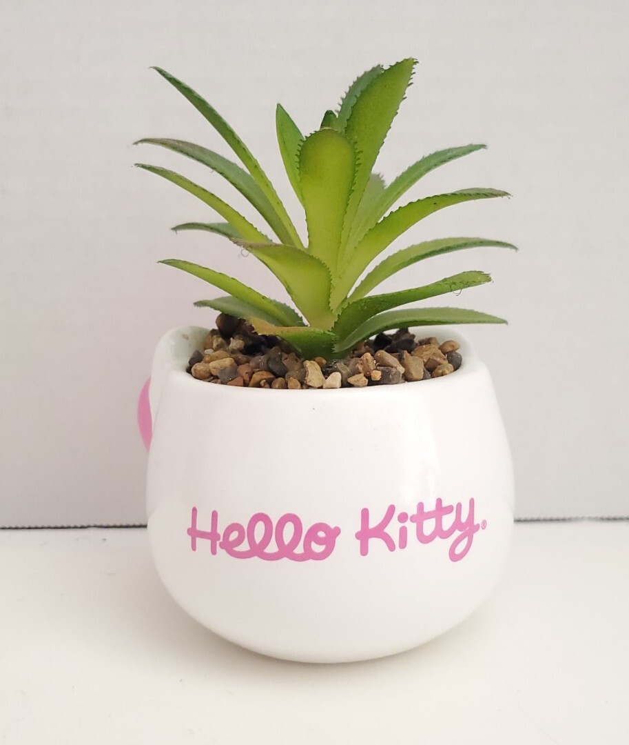 Sanrio Hello Kitty Face 3-Inch Ceramic Mini Planter With