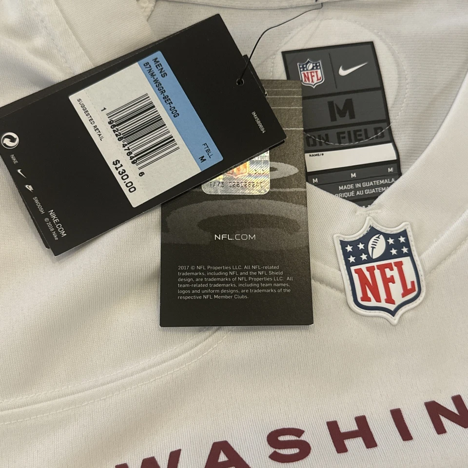 Camiseta Washington Commanders Chase Young mediana para hombre blanca con etiquetas nueva con etiquetas Foto 3 de 4