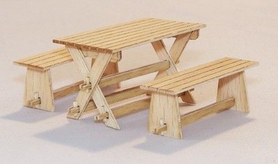 Plus Model 414 - 1:35 Zubehör Garden furniture