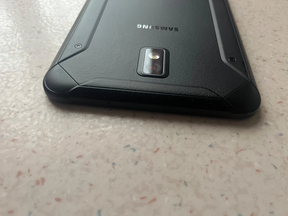 SAMSUNG Galaxy Tab Active 2 SM-T395 Android9 LTE 8'' NFC 16Gb GPS IP68 inkl.MwSt - Photo 4/4