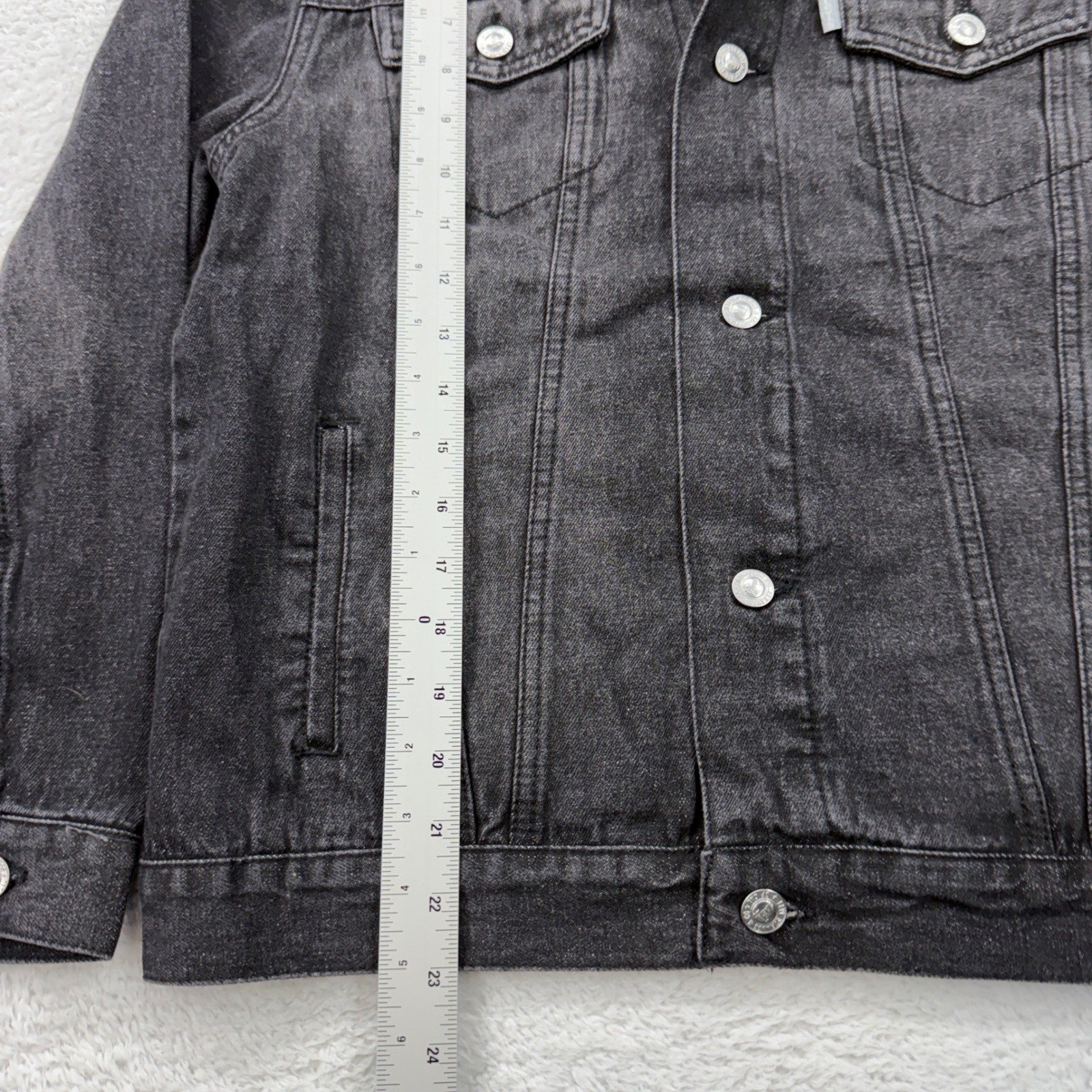 Levis SilverTab Boys Sherpa Lined Trucker Jacket Washed Black Denim Large 12-13Y thumbnail 5