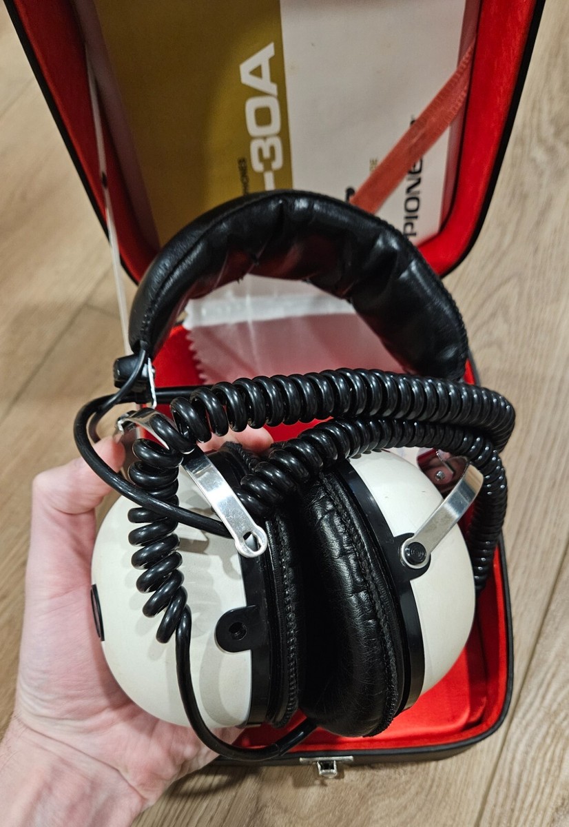 シ*プ様 Pioneer SE-MONITOR 8 SILVER s-l400.png
