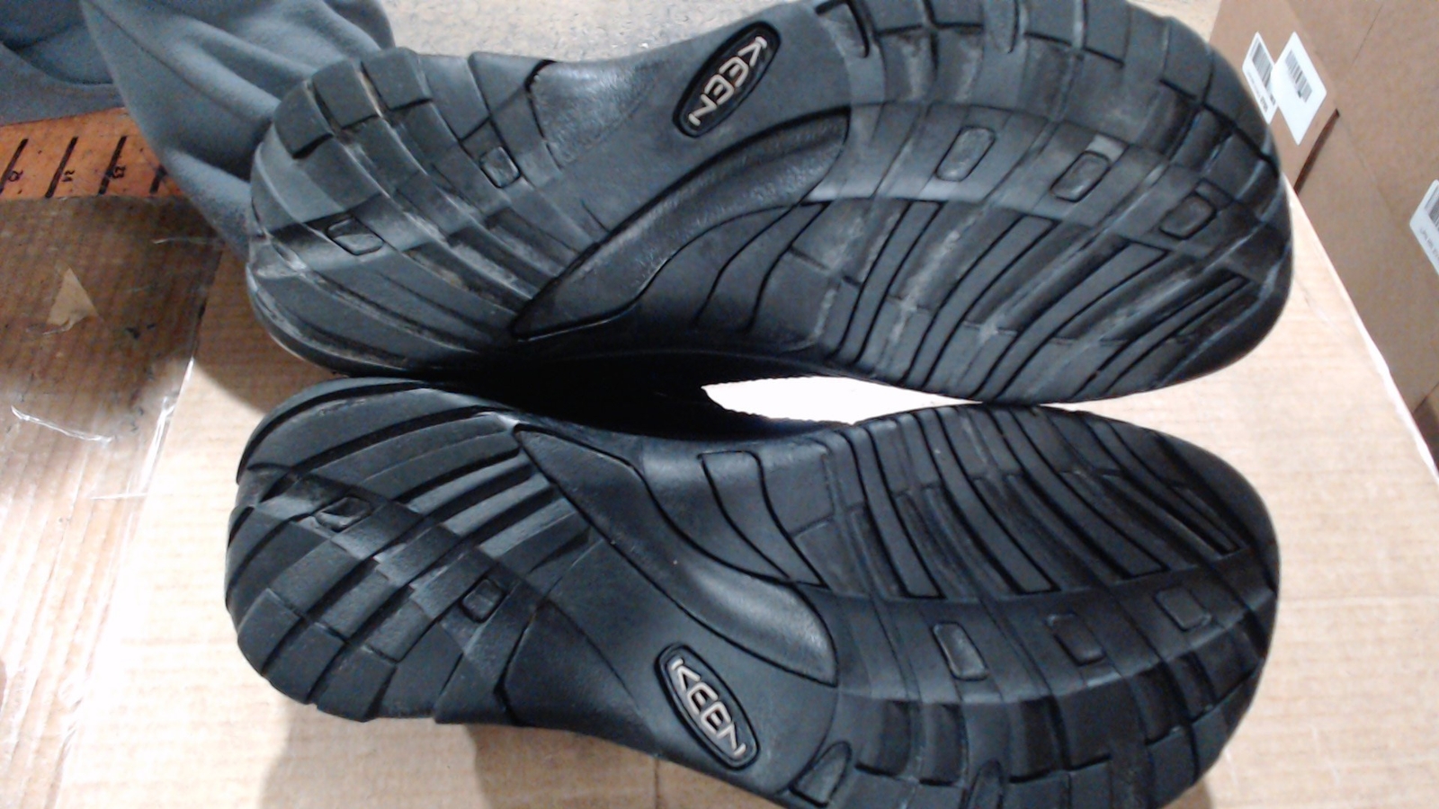 KEEN Usat Nuovo_SUPERIOR Coperta Uomo Austin in Pelle Altezza Bassa Nero 