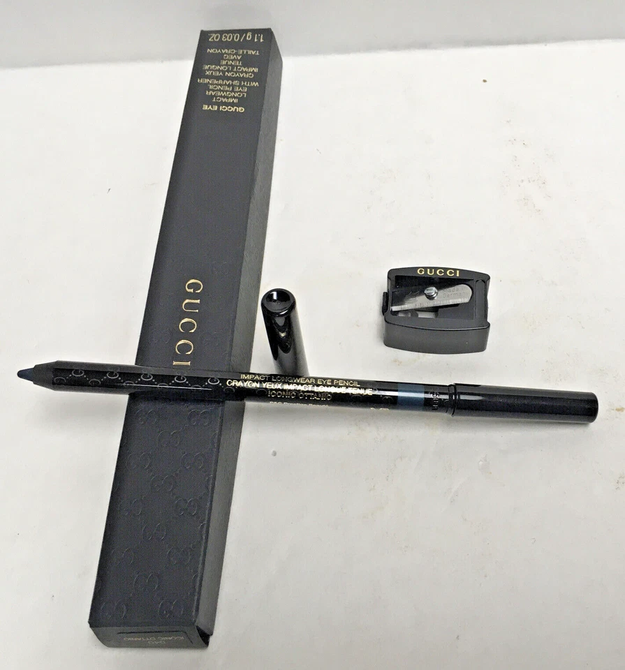 Lápiz de ojos Gucci Impact de larga duración - Icónico Ottanio con sacapuntas #40 (0,03 oz) Foto 2 de 4