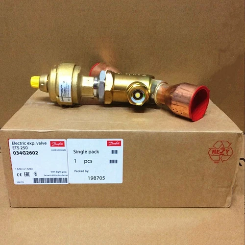 1PC New DANFOSS ETS 250 034G2602 Expansion Valve In Box#QW - Picture 1 of 1