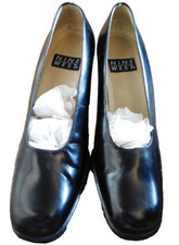 Vtg Classy Nine West Pumps 2.5" Chunky Block Heels 7.5 Shiny Black Leather GUC