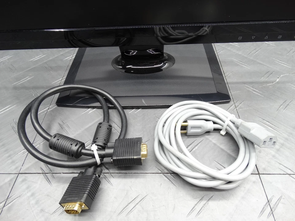 Planar PLL2410W 24 inch Monitor 1080p 60Hz 16:9 Used - Image 3 of 4