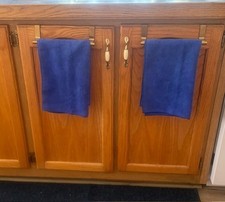 Gold Over Cabinet Towel Holder 2 Pack 9.25 Inch Kitchen Towel Bar Rack NEW