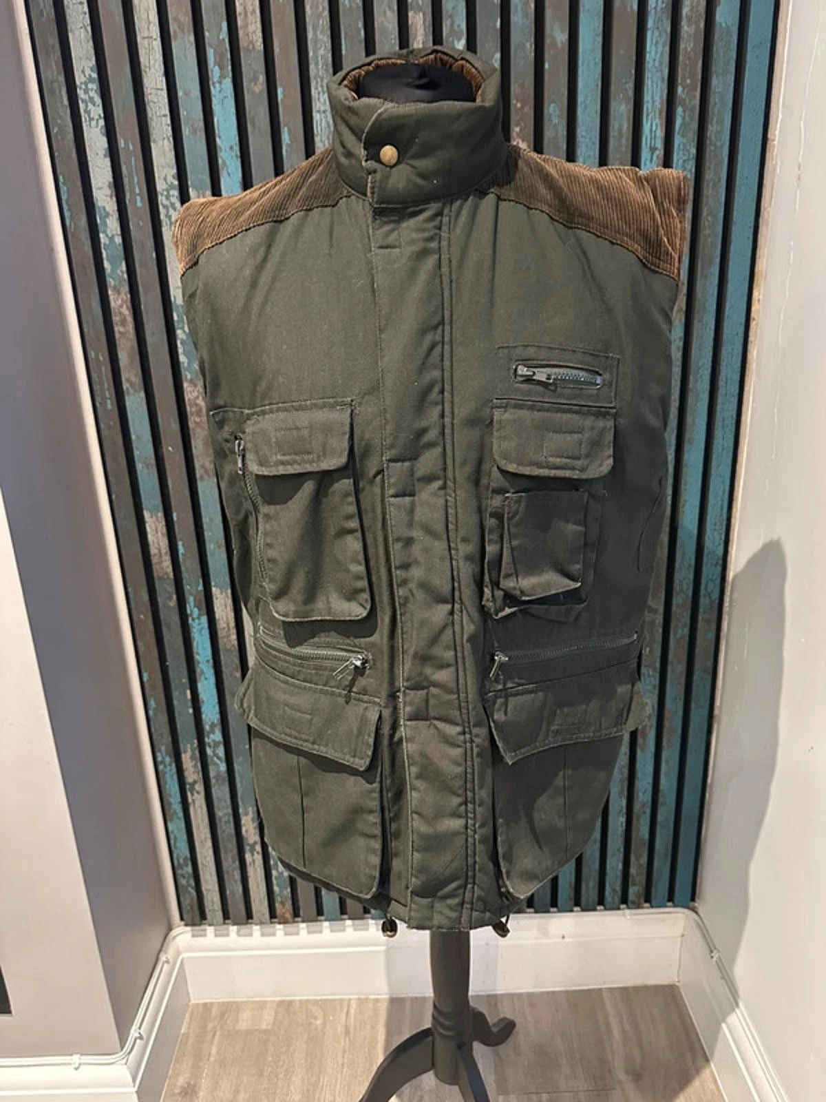 Country Wear Khaki Utility Fishing Hunting Gilet Size M