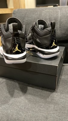 Jordan Stay Loyal 3 10.5