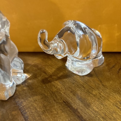 Set Of 2 Crystal Glass Elephant Figurines Lenox Trunk Up & Small Austria Made - Picture 8 of 16
