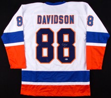 Brandon Davidson Signed Islanders Jersey (Beckett COA) Playing career 2011–Now