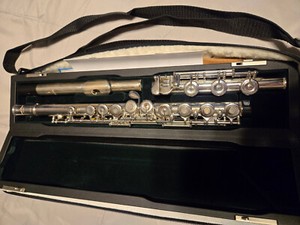 Pearl Flute PF-665 ケース付き Pearl flute パールフルート PF-665 ケース付き Pearl PF-665