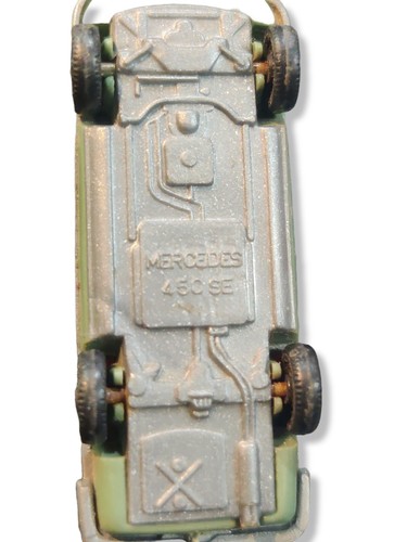 MICRO COCHE DE PLÁSTICO ESCALA WIKING HO MERCEDES 450 SE ESCALA 1/87 VERDE SALVIA - Imagen 3 de 3