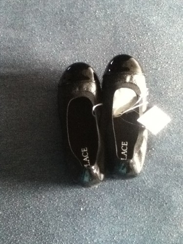 BRAND NEW Children's Place Little girl black shoes size 12 - Picture 4 of 10