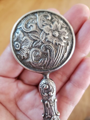 ANTIQUE STERLING SILVER HAND MIRROR PENDANT - Picture 2 of 5