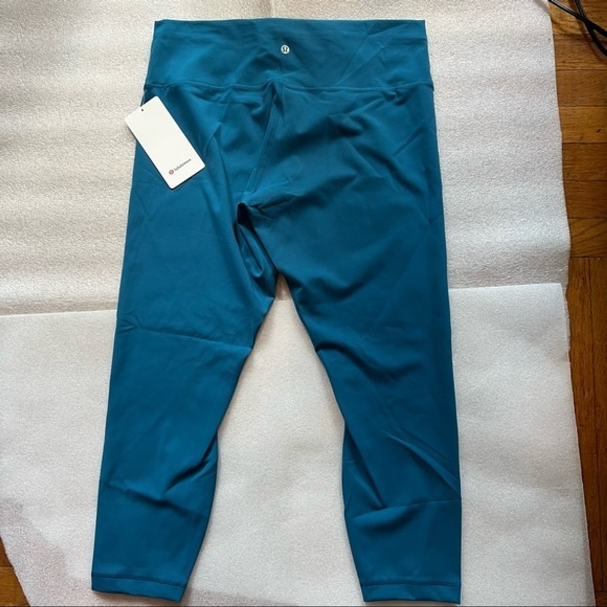 新品lululemon Wunder Train HR Tight25 サイズ0 Amazon.com: lululemon Wunder Train Hi-Rise Tight 25 Inch (US