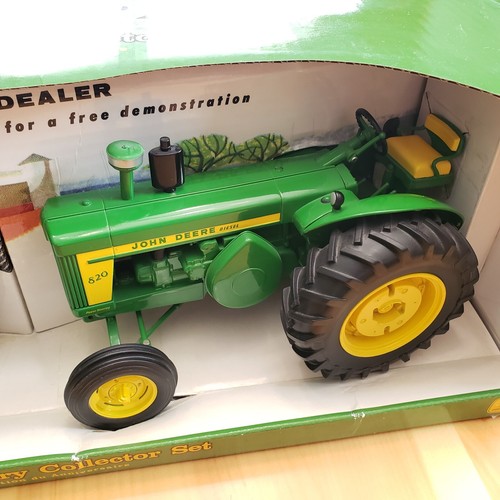 Ertl John Deere 720 and 820 Tractors 50th Anniversary Collector Set Diecast 1:16 - Picture 8 of 15