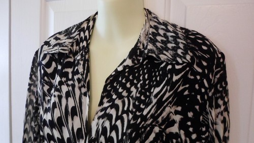 Lillie Rubin Vintage Black/White Op Art Blouse~ Sequins Ruched Full Zip Back ~S - Picture 3 of 9