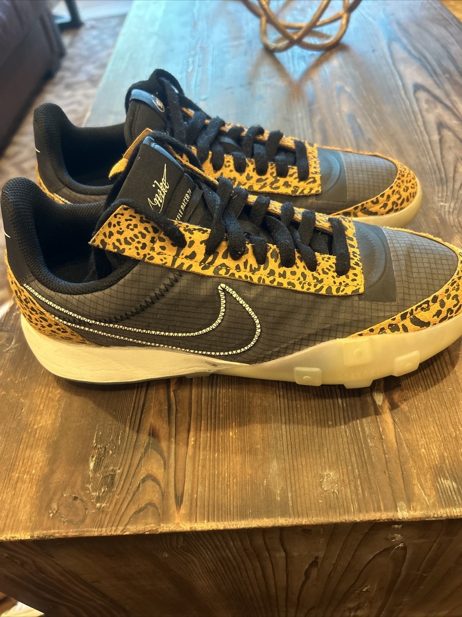 nike waffle racer 2x black and gold